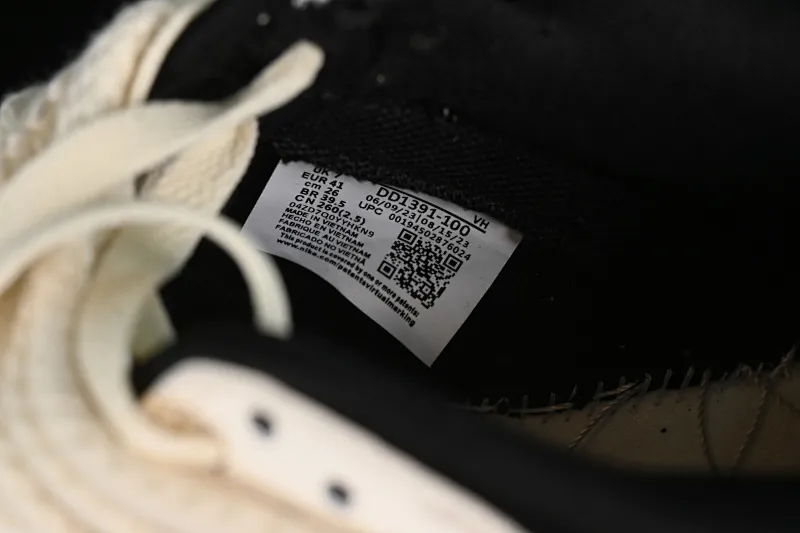All categories Nk SB Dunk series Nk SB Dunk Low low-top sneakers Nk Dunk Low splash-ink old red panda dopamine blueberry SB strap low-top casual sneakers DD1391-100